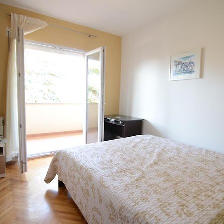 Apartment Emi Sukošan Exterior foto